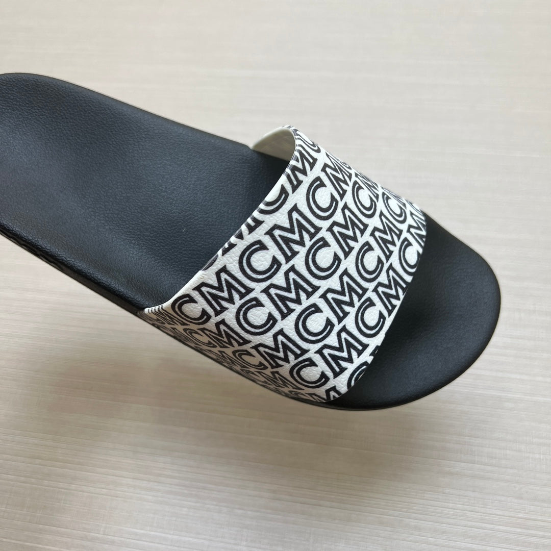54M45ZDE Stylish slippers