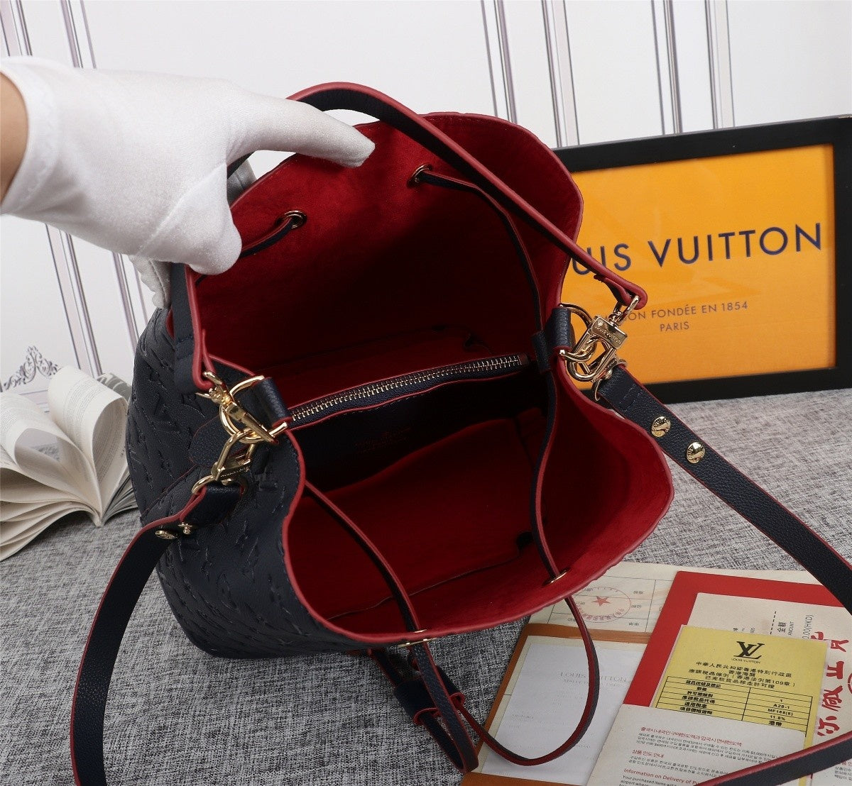 2XE60BDE Stylish leather bag