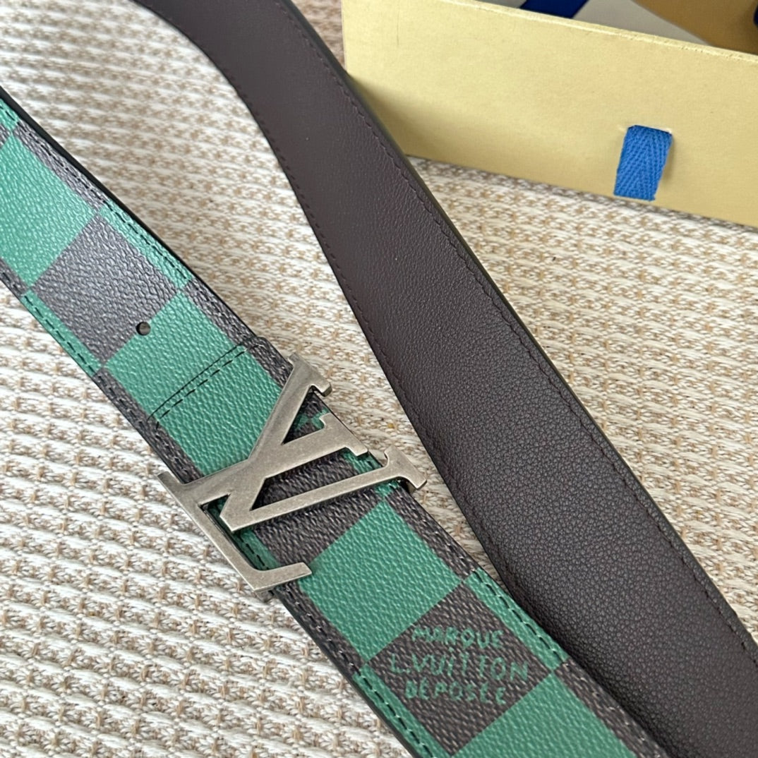 14E149PDE Stylish High quality belt With full package
