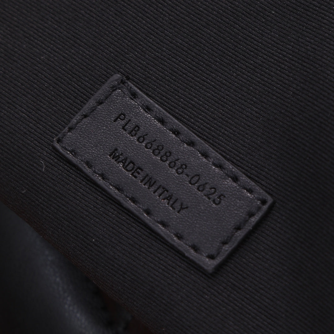 1XSL16BDE Stylish leather bag