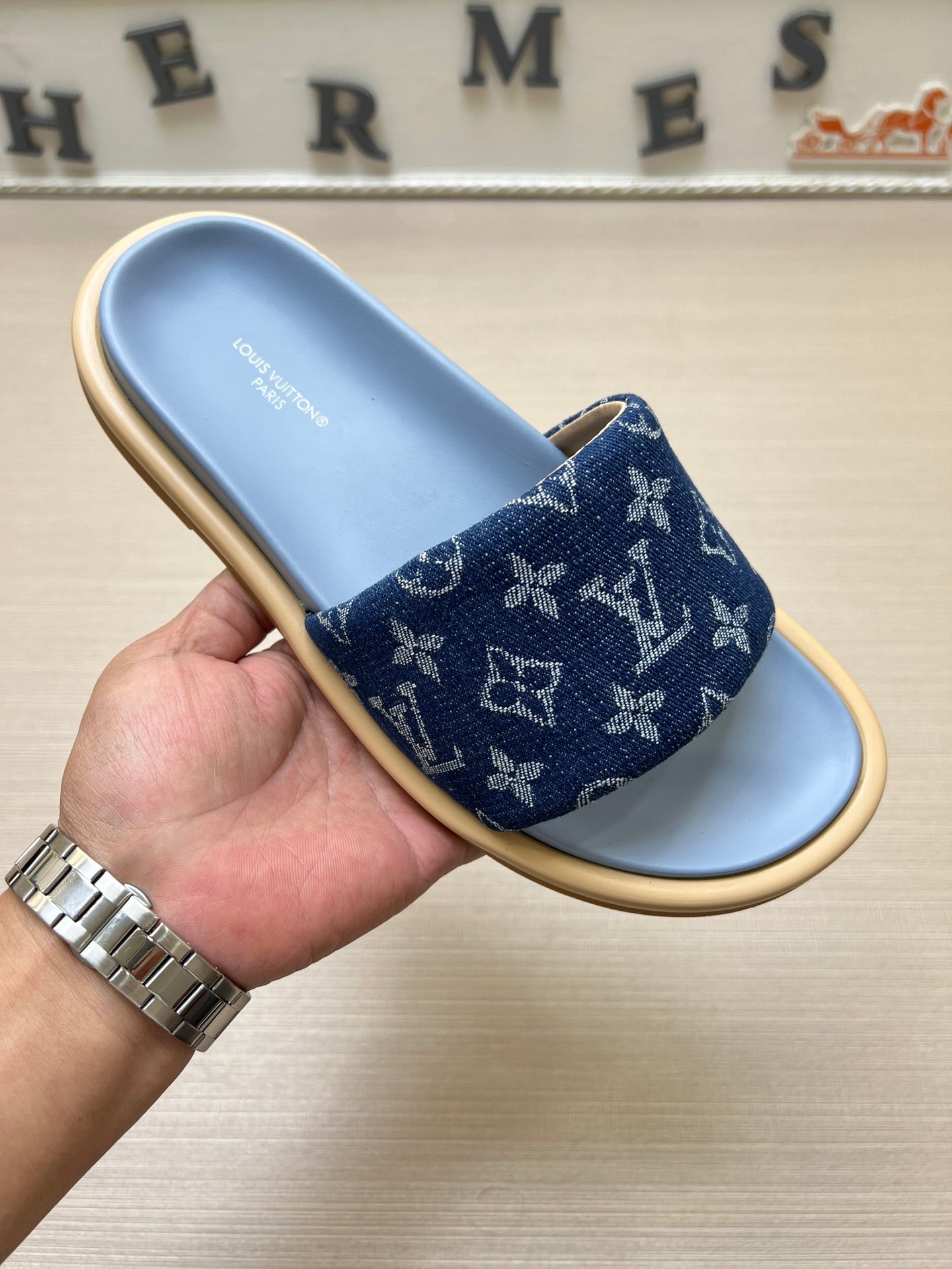 535ZE302ZDE Stylish Slippers