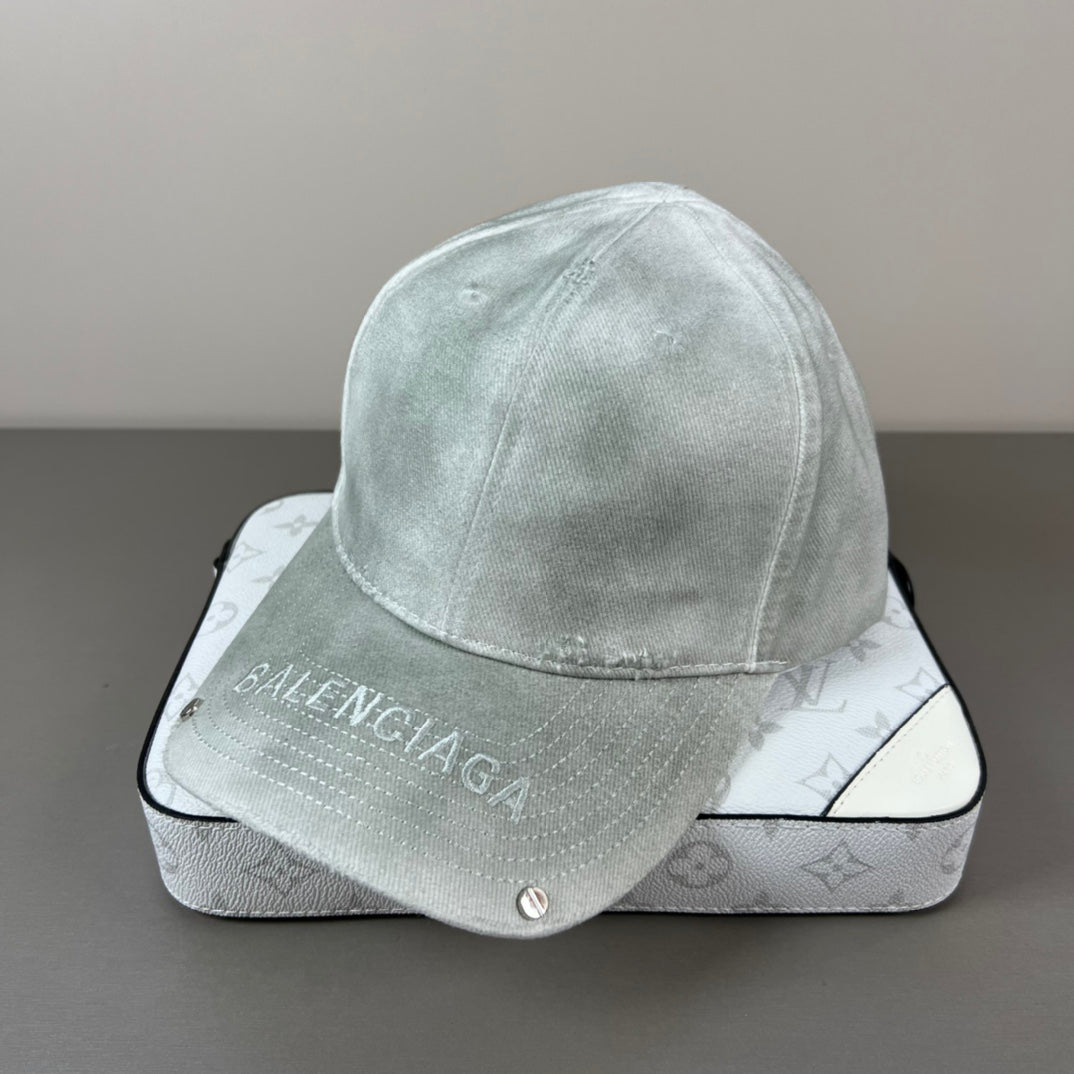 125ZJ529MDE Stylish hats