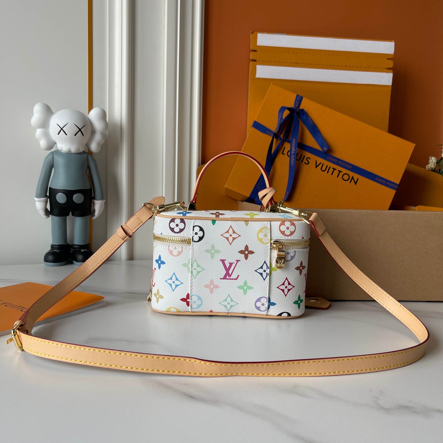 155NE79BDE Stylish leather bag