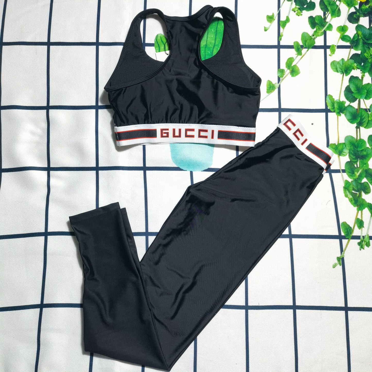 14B65YDE Stylish Long sleeve swimsuit