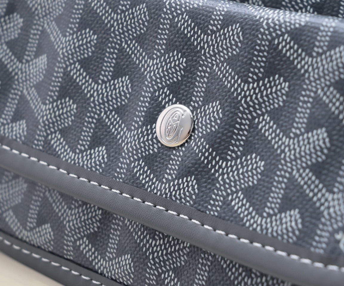 175RA7BDE Stylish handbag