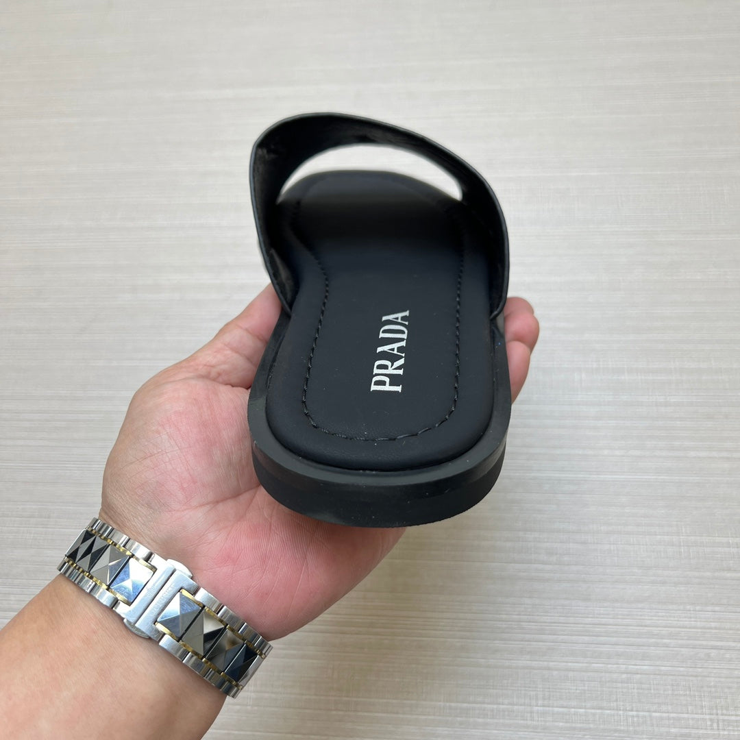 54PD72ZDE Stylish slippers