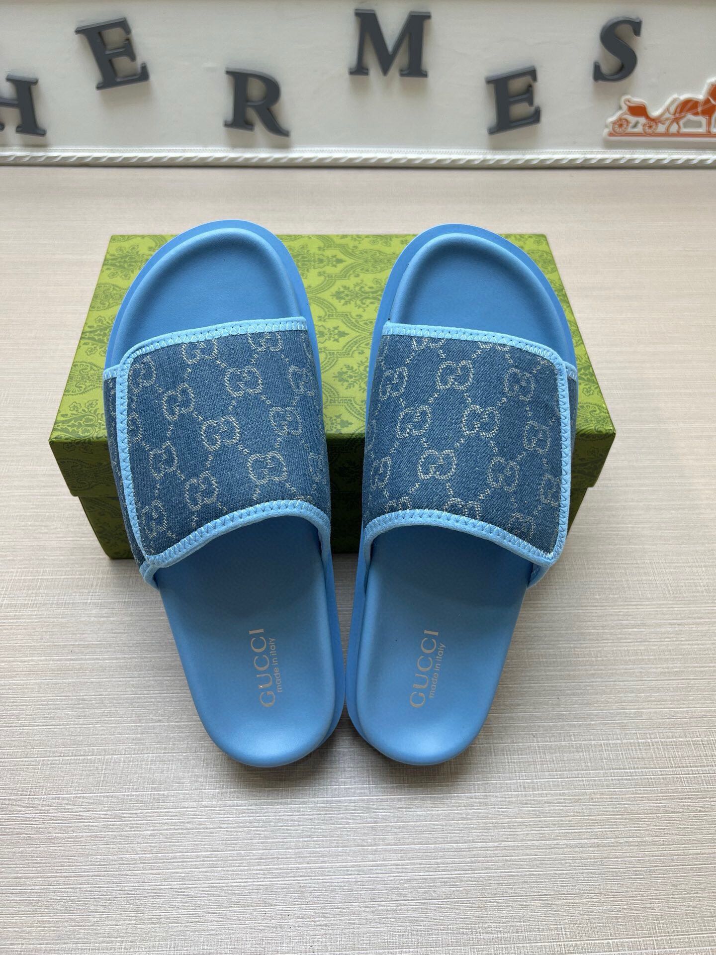 5LB231ZDE Stylish Slippers
