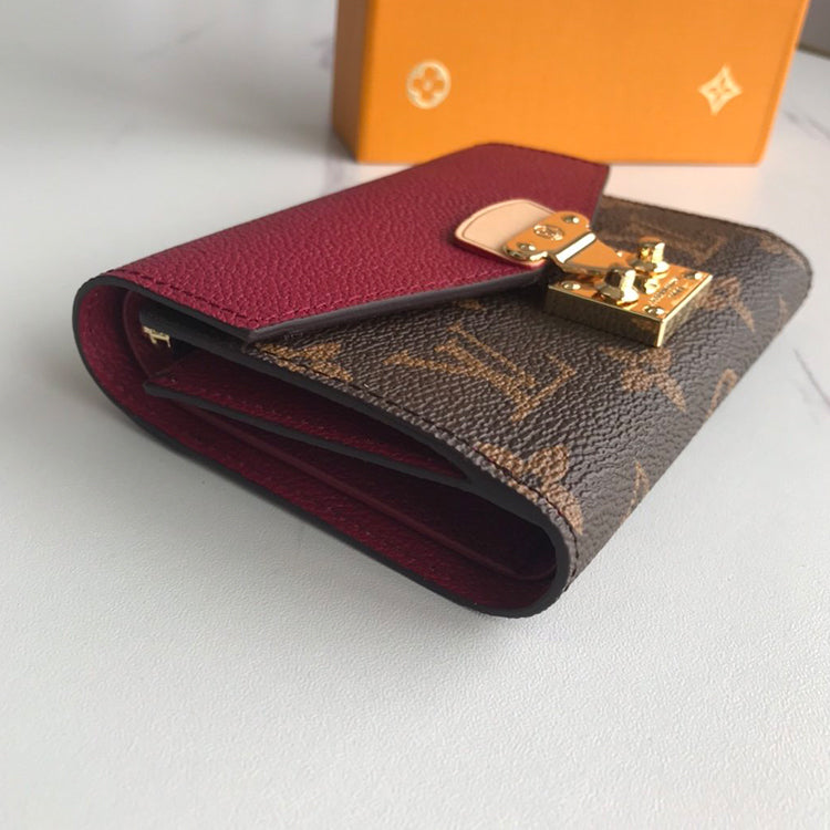 1E1010BDE Stylish leather wallets
