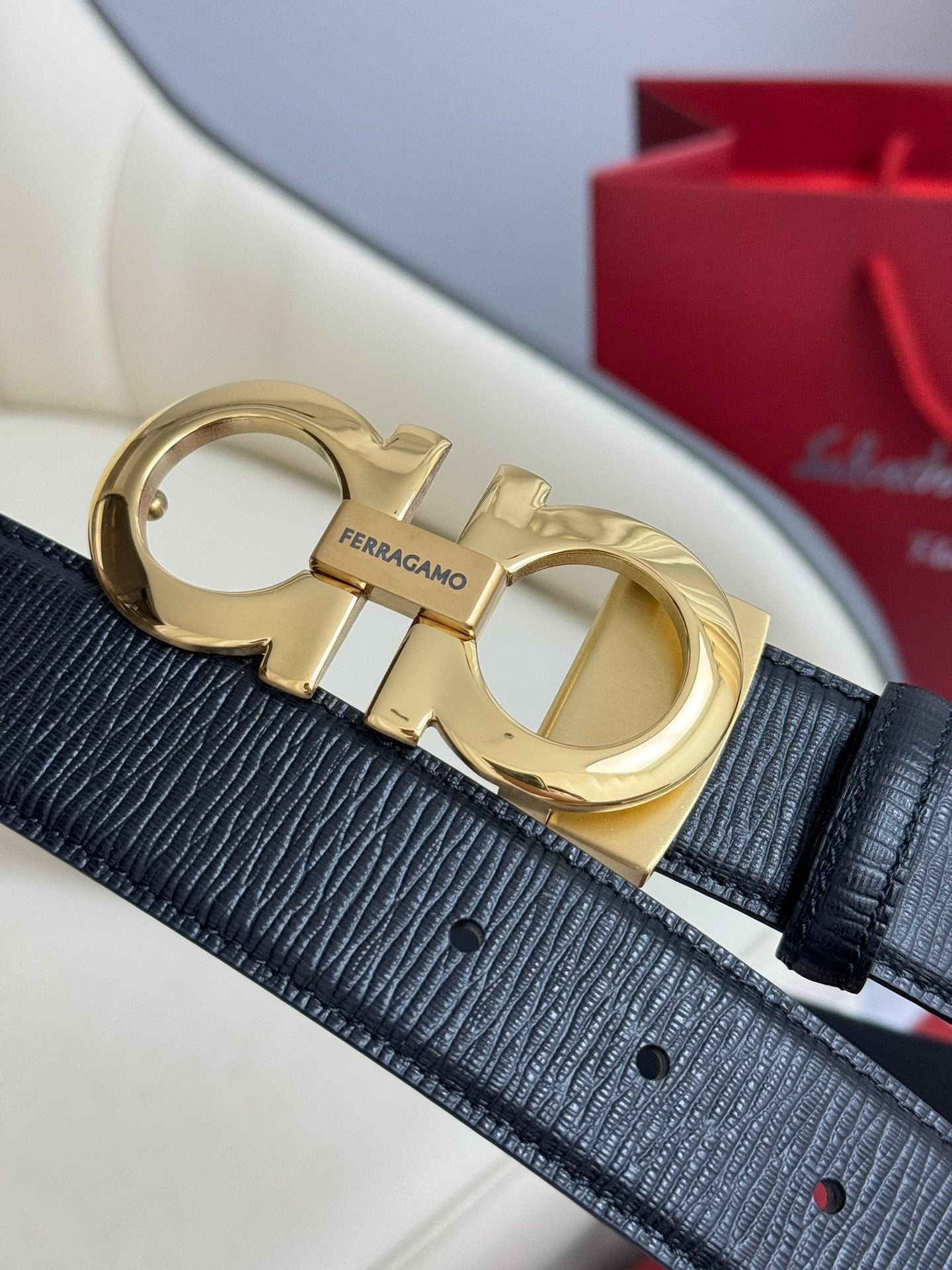 1WA171PDE Stylish High quality belt With full package