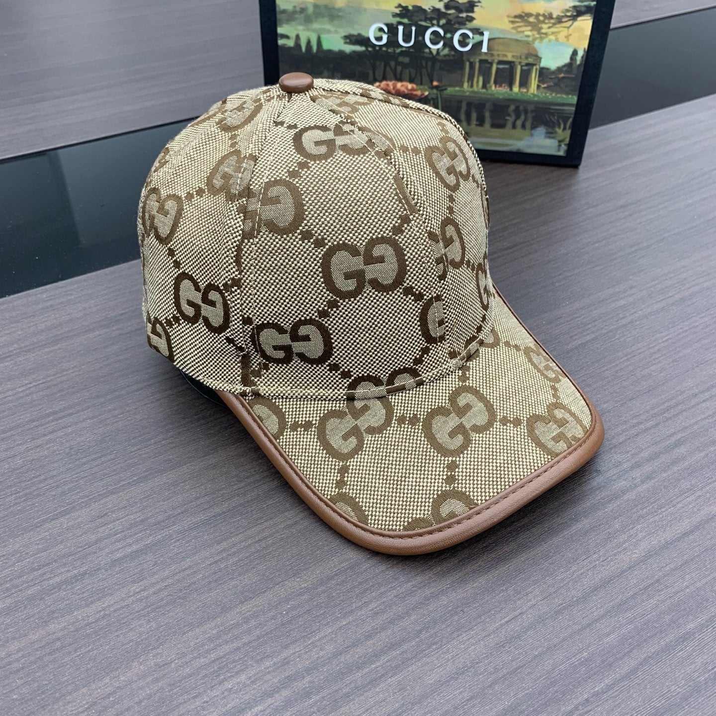 125ZB520MDE Stylish hats