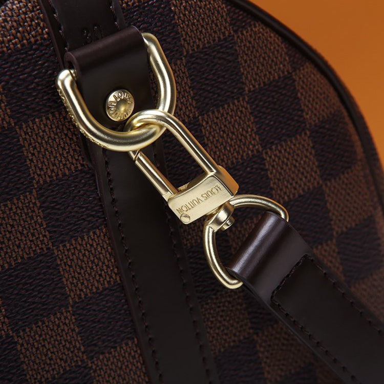 2E16BDE Stylish leather bag