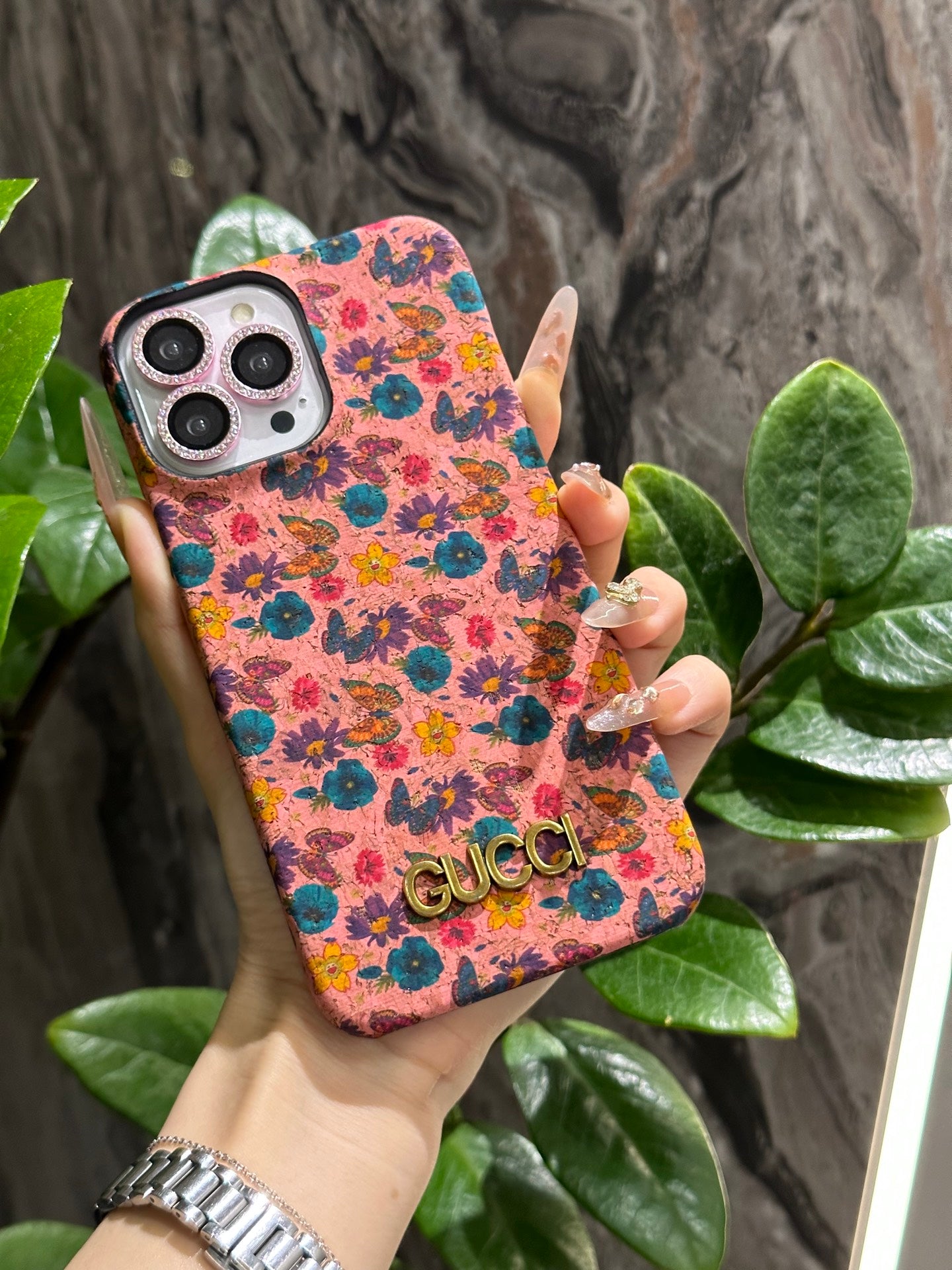 165RB82ADE Stylish Phone Case