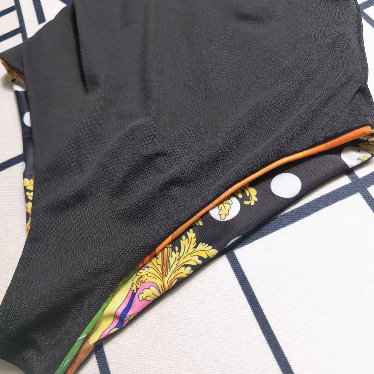 14V102YDE Stylish Bikini swimsuit