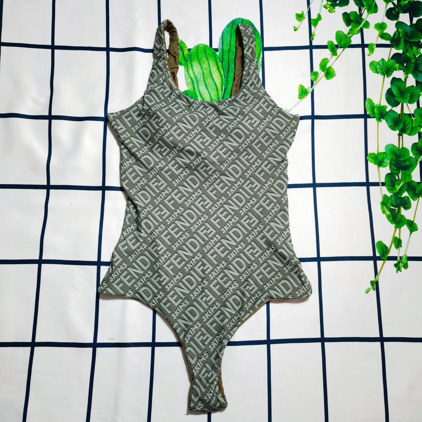 14F147YDE Stylish Bikini swimsuit