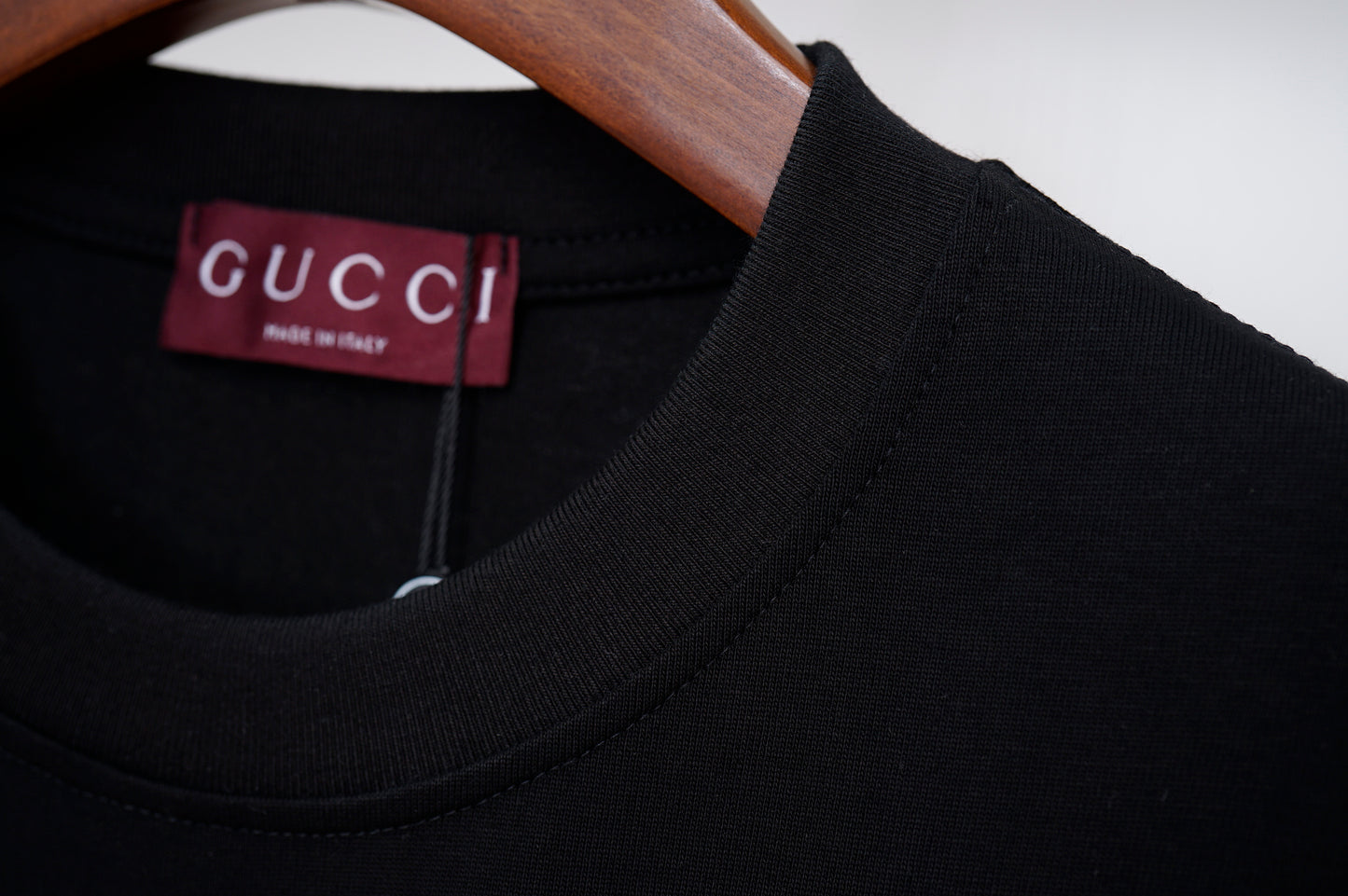 165NB22UDE Stylish T-shirt