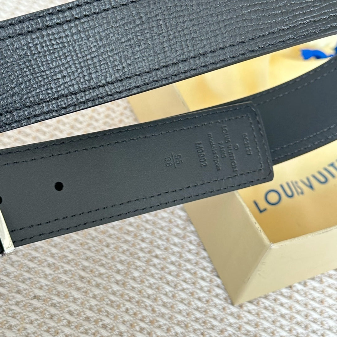 14E137PDE Stylish High quality belt With full package