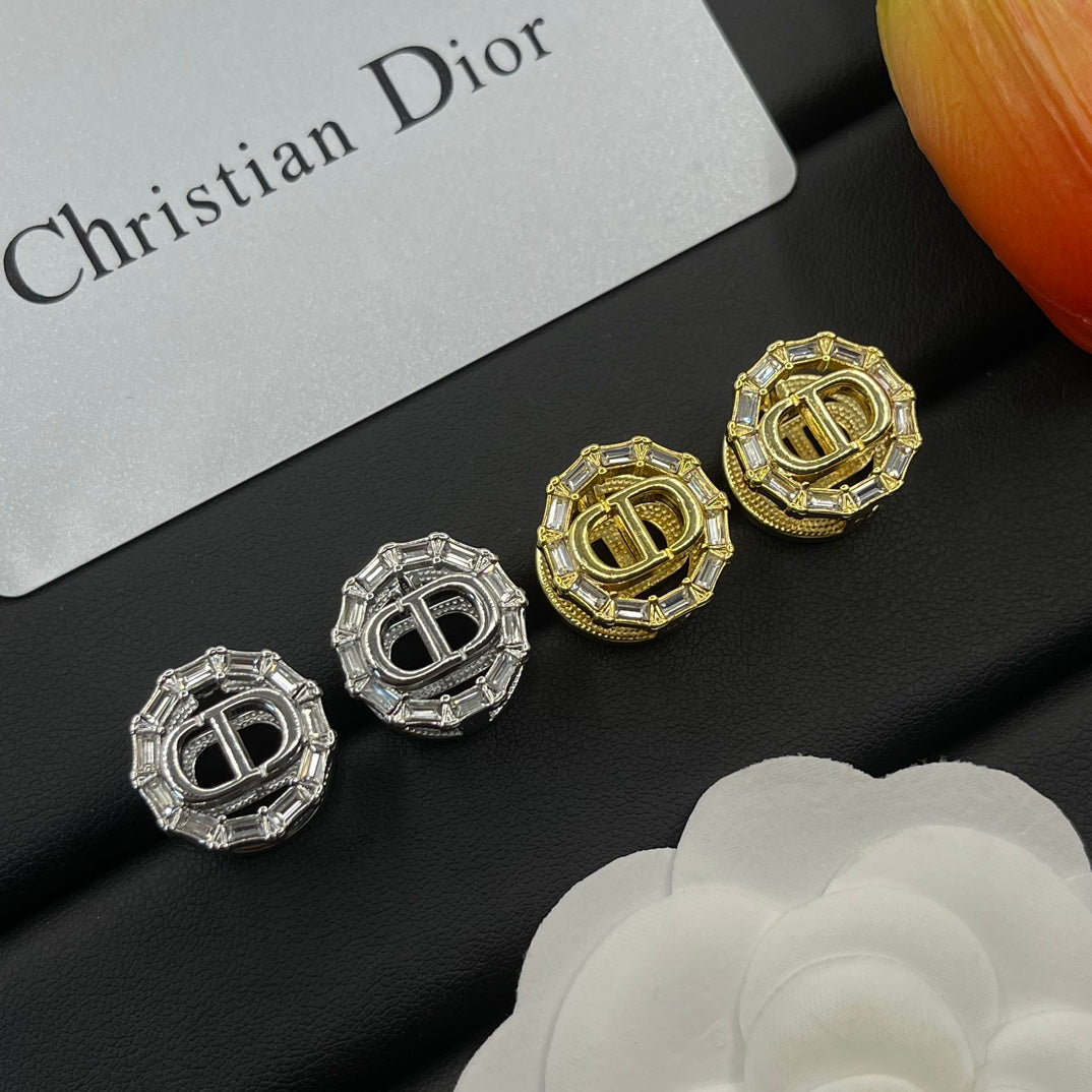 14D1061EDE Stylish Earrings