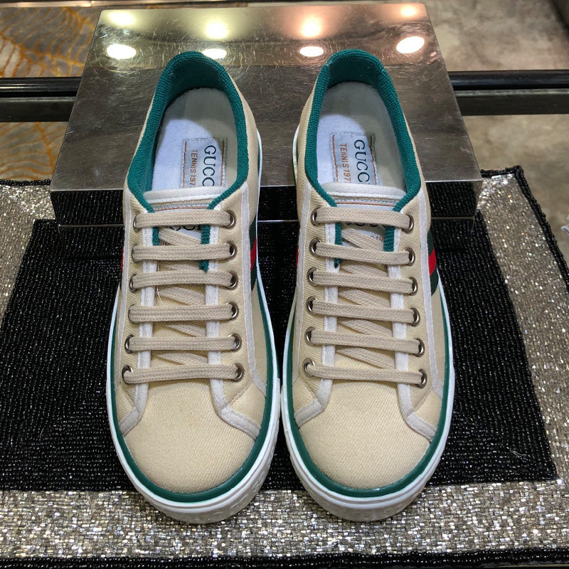 2YB50ZDE Stylish shoes