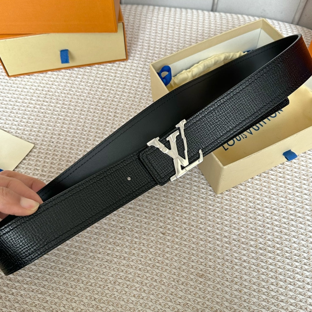 14E137PDE Stylish High quality belt With full package
