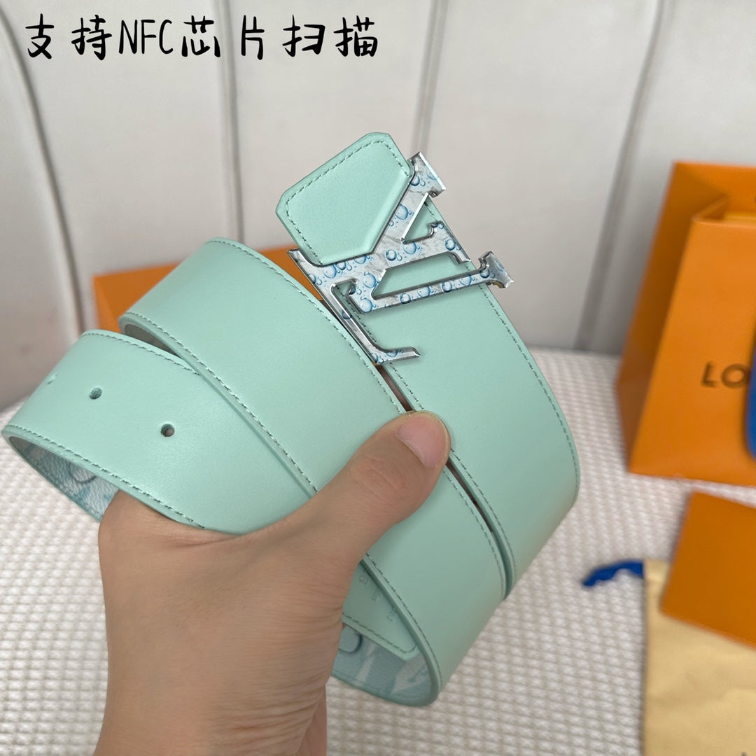 14E139PDE Stylish High quality leather belt With full package