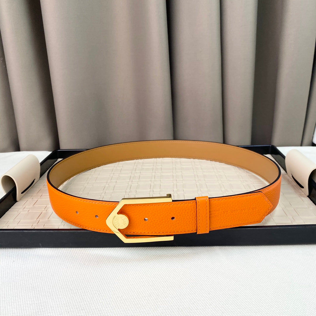 14H107PDE Stylish High quality belt With full package
