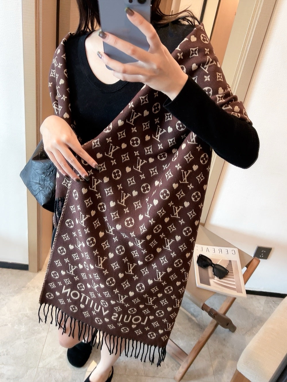 185ZE8WDE Stylish Winter Scarves
