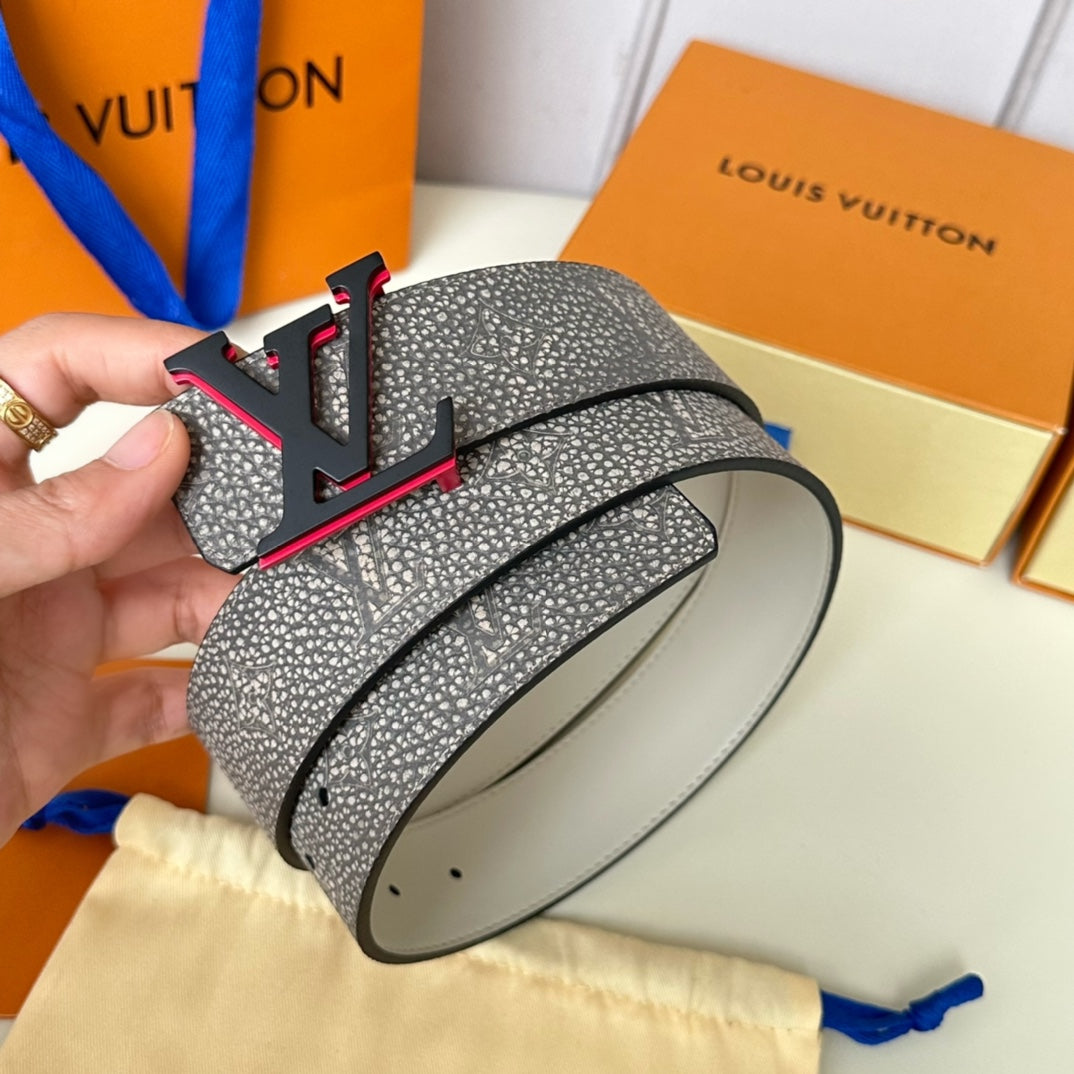 14B11PDE Stylish High quality belt With full package