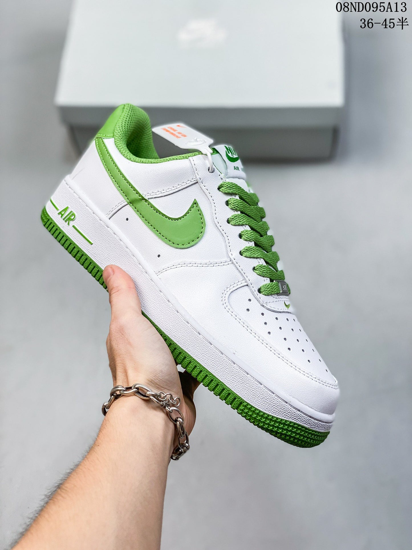 4YN33ZDE Stylish Sneakers (No Box, August-October Big Sale)