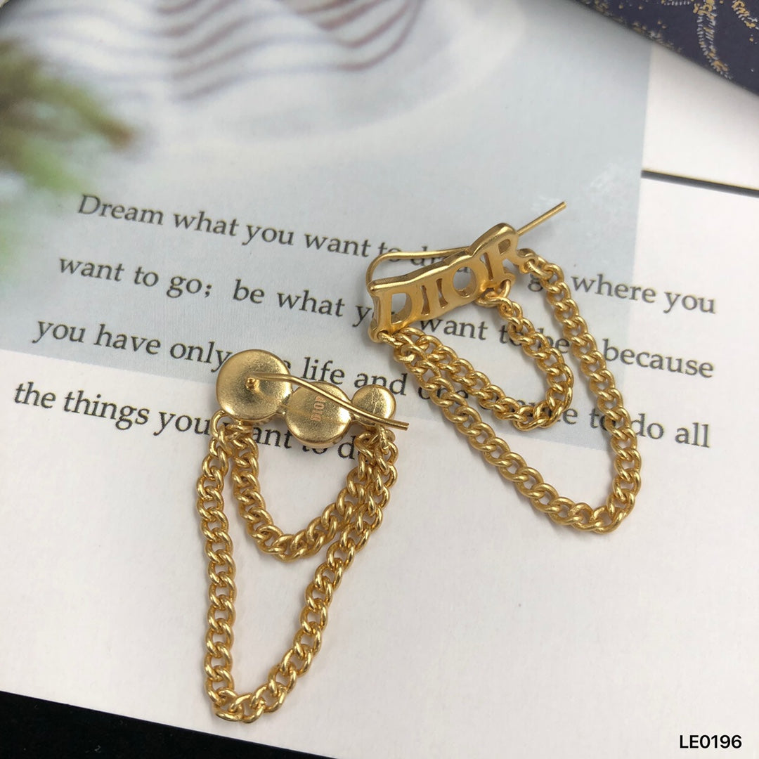 1ND163EDE Stylish Earrings