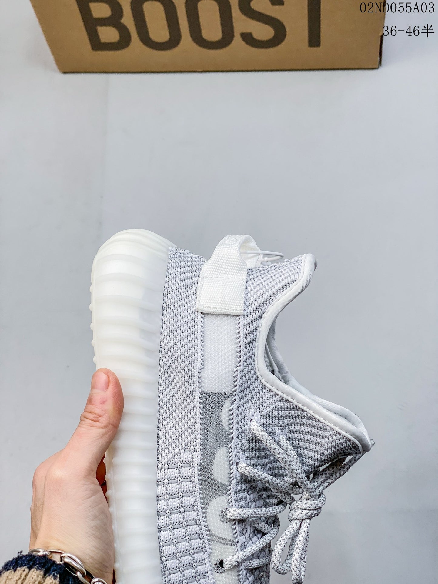 4YA87ZDE Stylish Sneakers (No Box, August-October Big Sale)