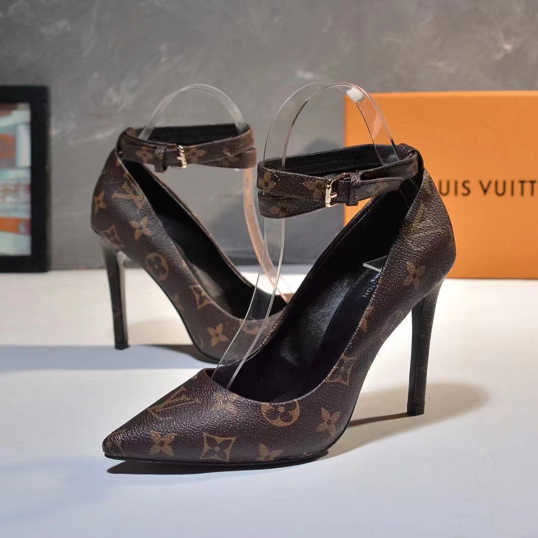 245RE35ZDE Stylish leather High heels