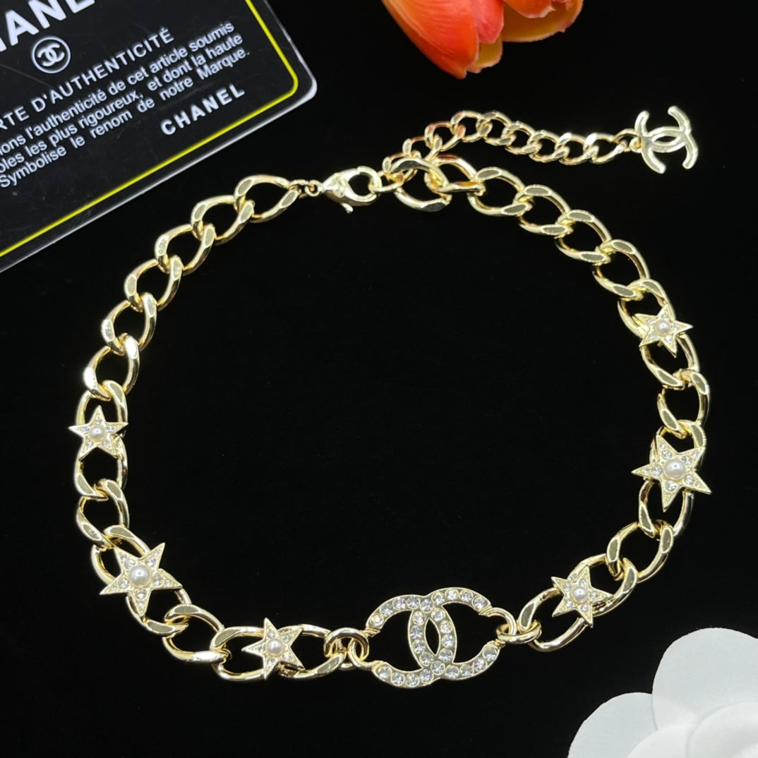 14C927XDE Stylish Necklaces