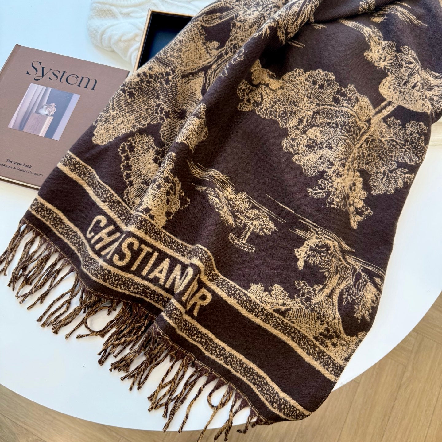 185ZD64WDE Stylish Winter Scarves