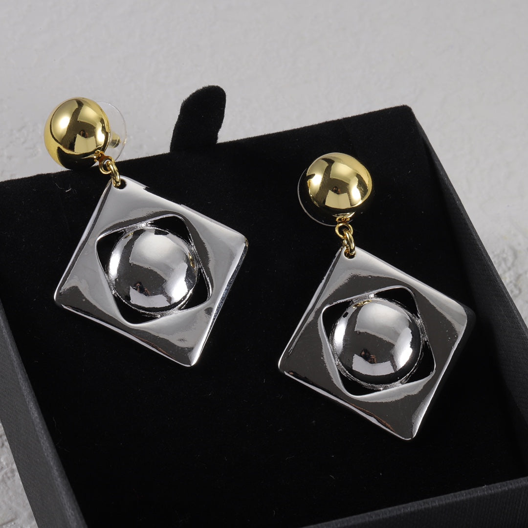 14SL832KDE Stylish Earrings