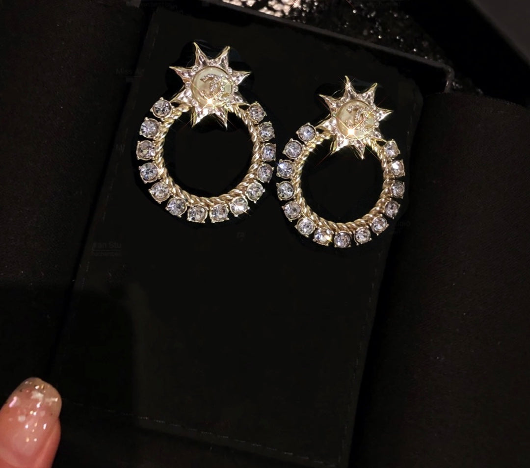 1YC277EDE Stylish Earrings