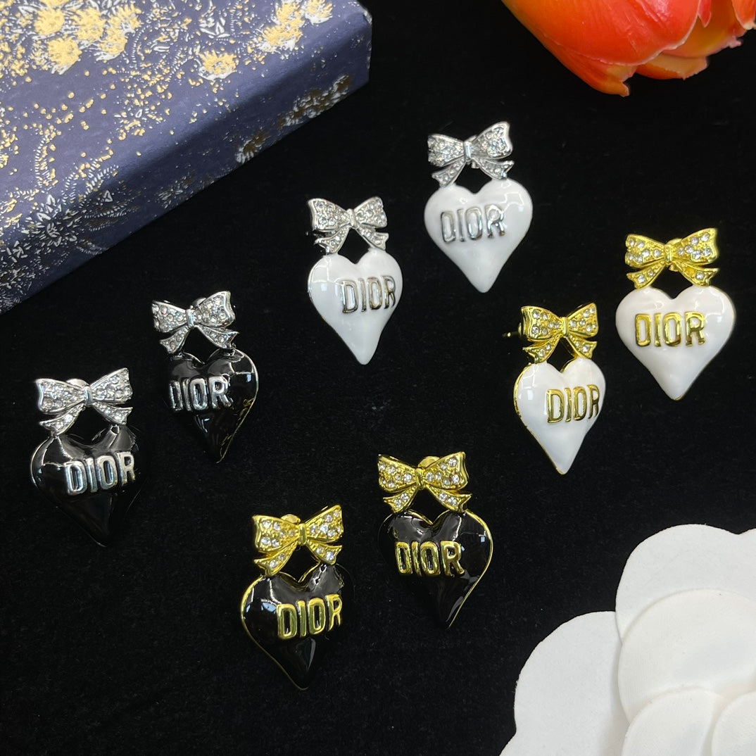 14D772EDE Stylish Earrings