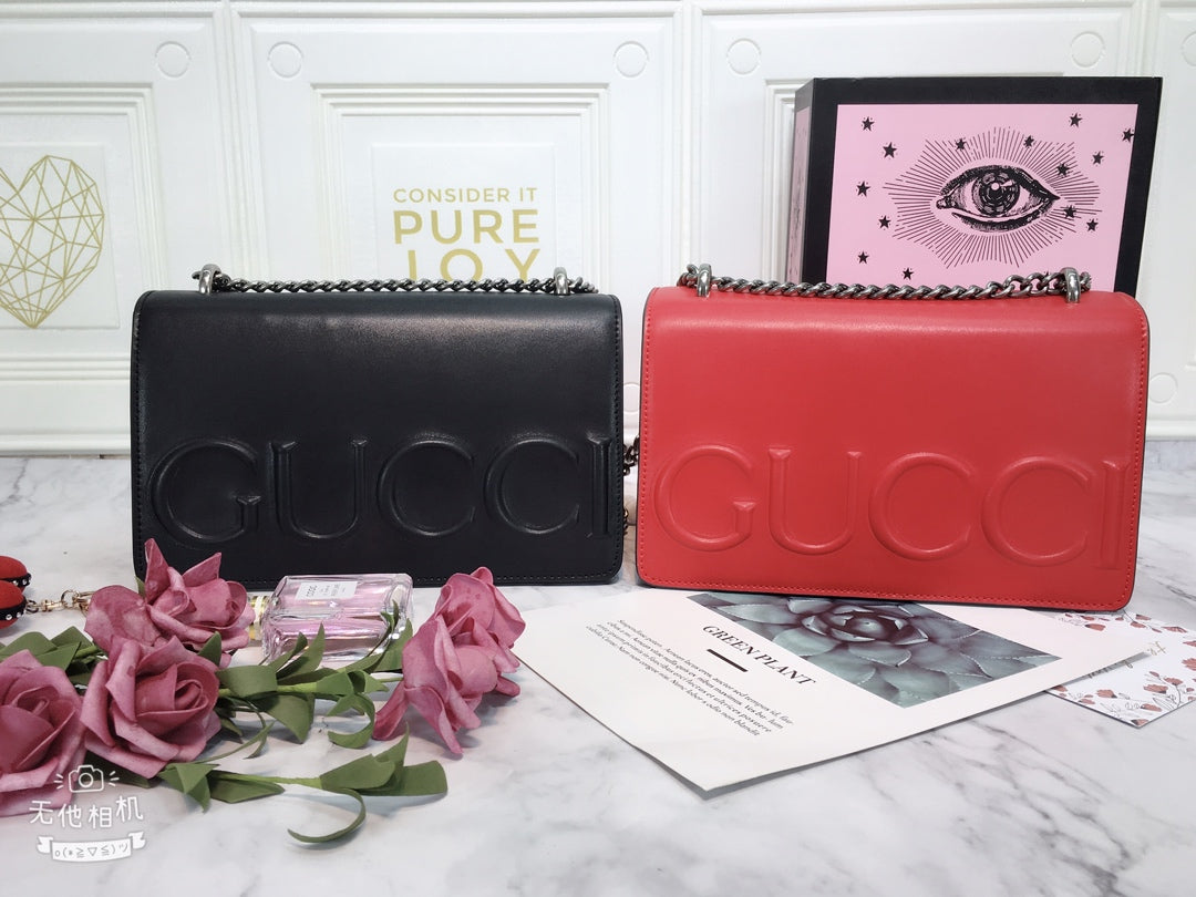 15RB118BDE Stylish leather bag