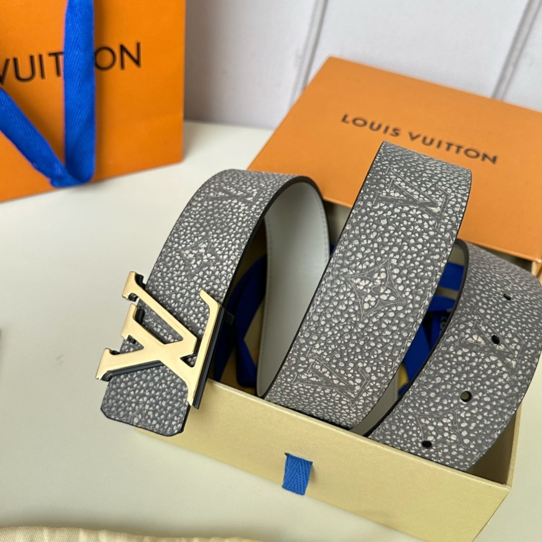 14B11PDE Stylish High quality belt With full package