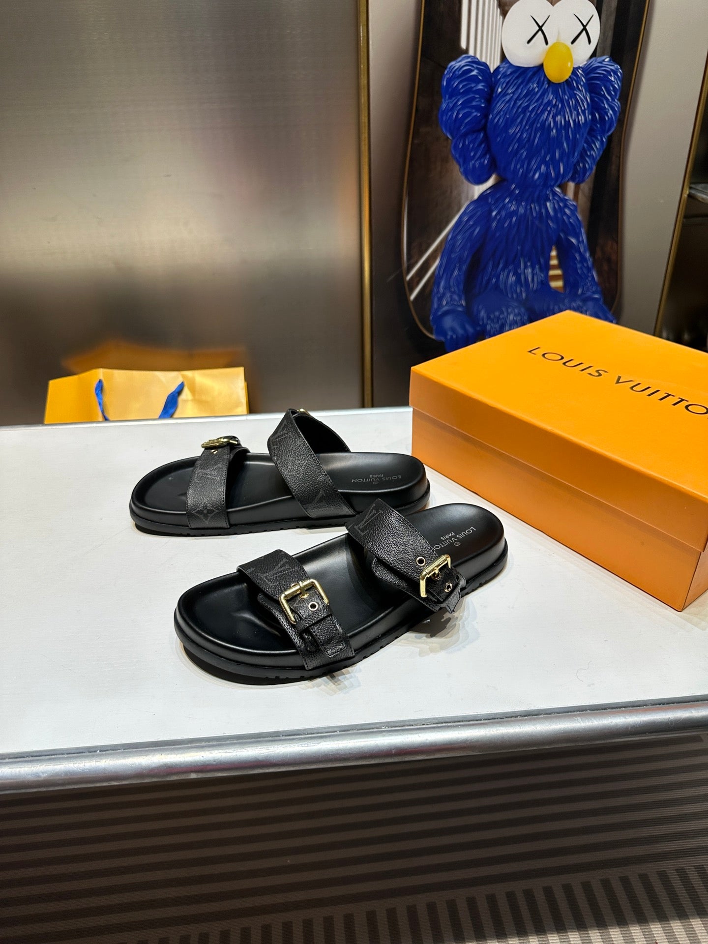 14E10ZDE Stylish sandals