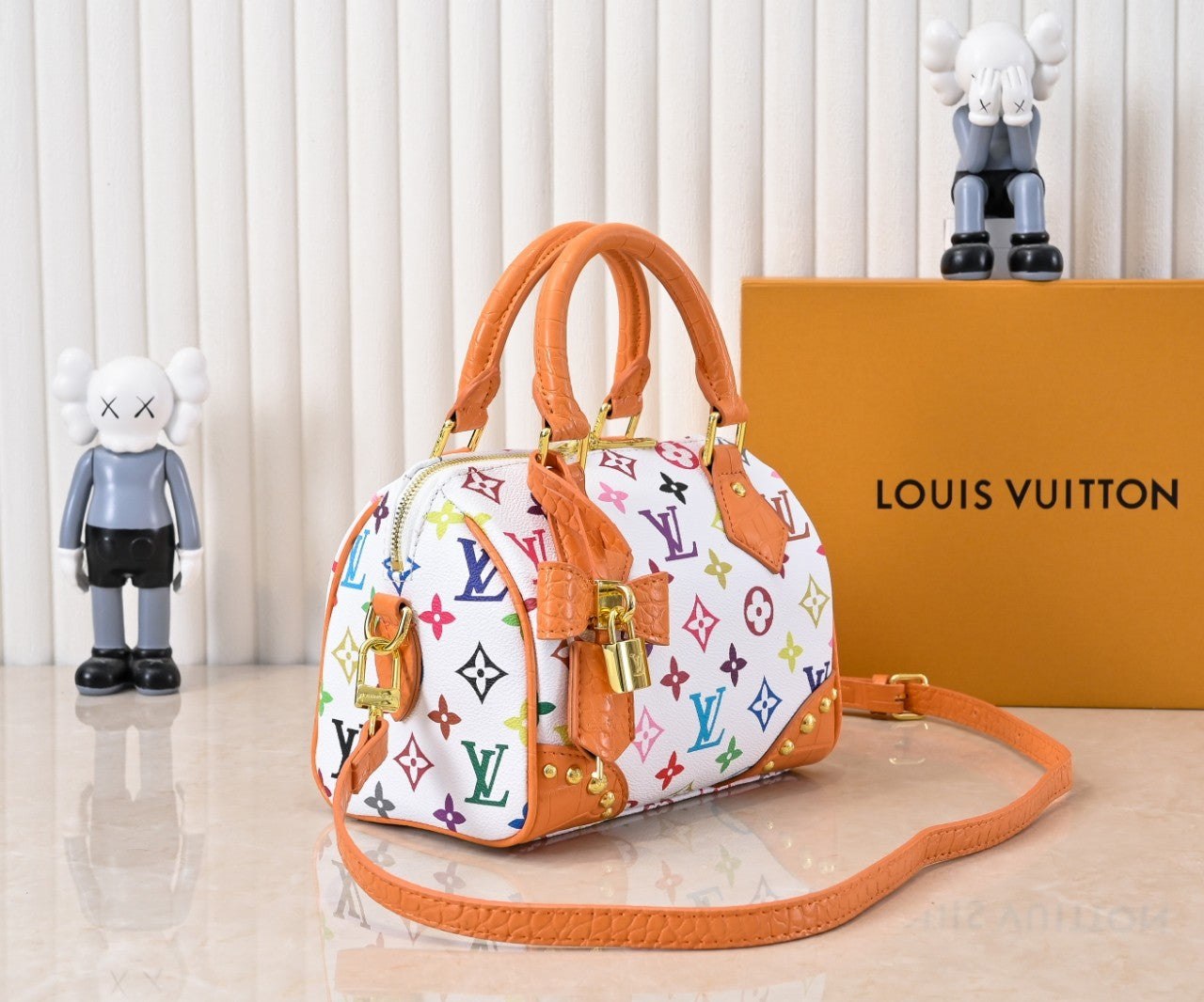 155NE75BDE Stylish leather bag
