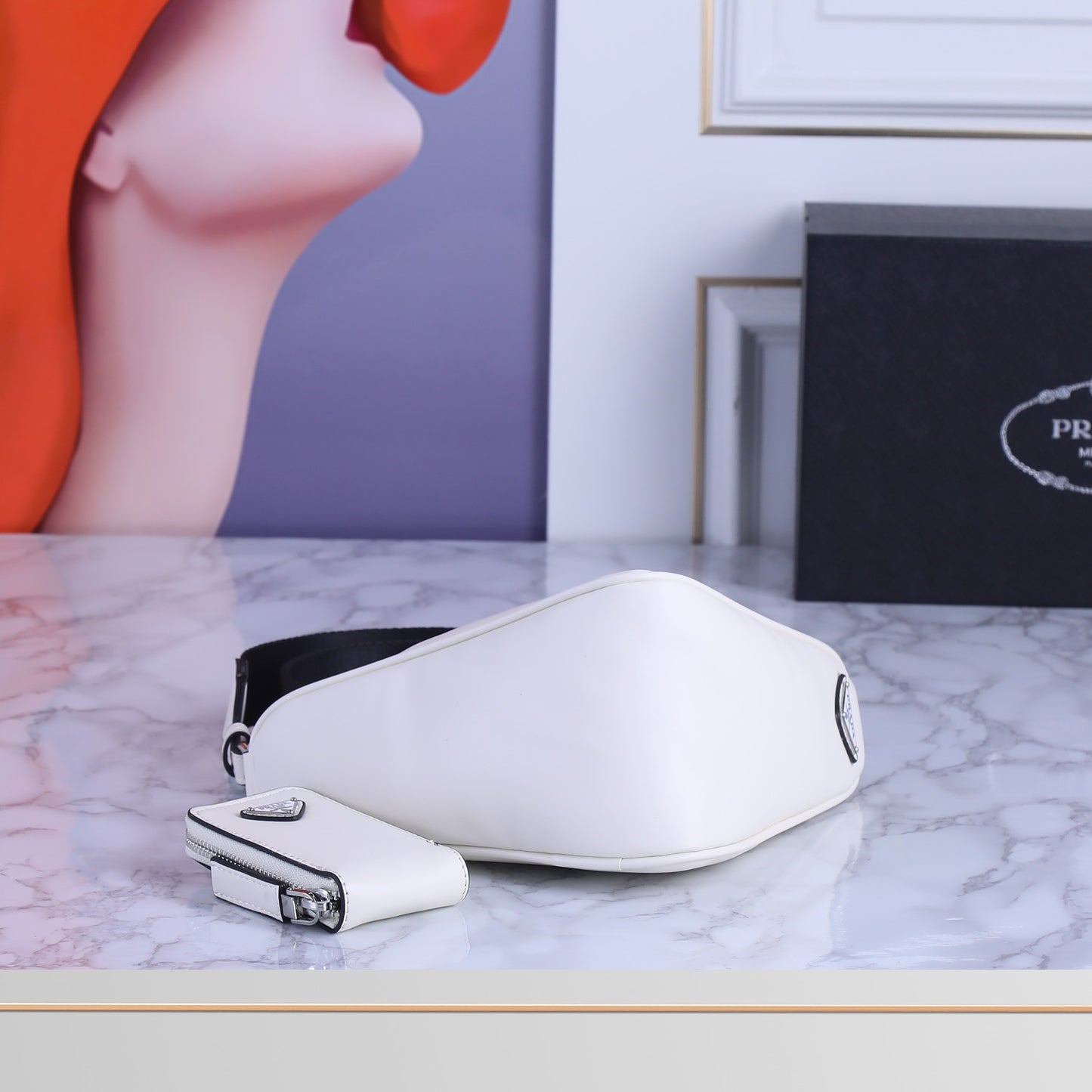 1XPD82BDE Stylish leather bag