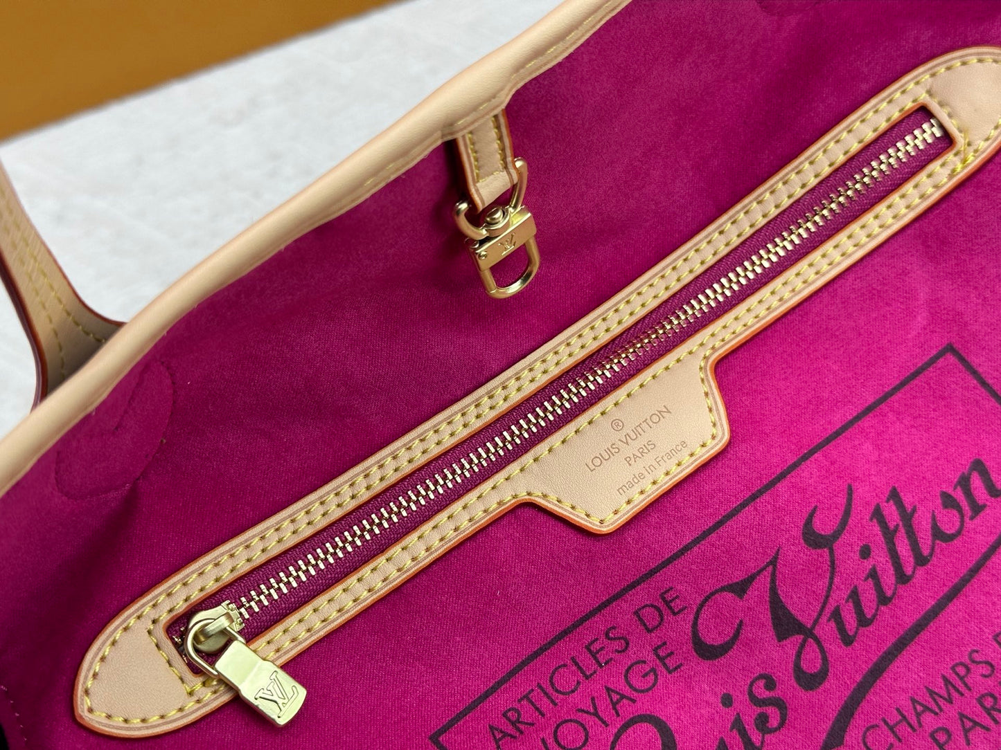 155XE15BDE Stylish leather bag
