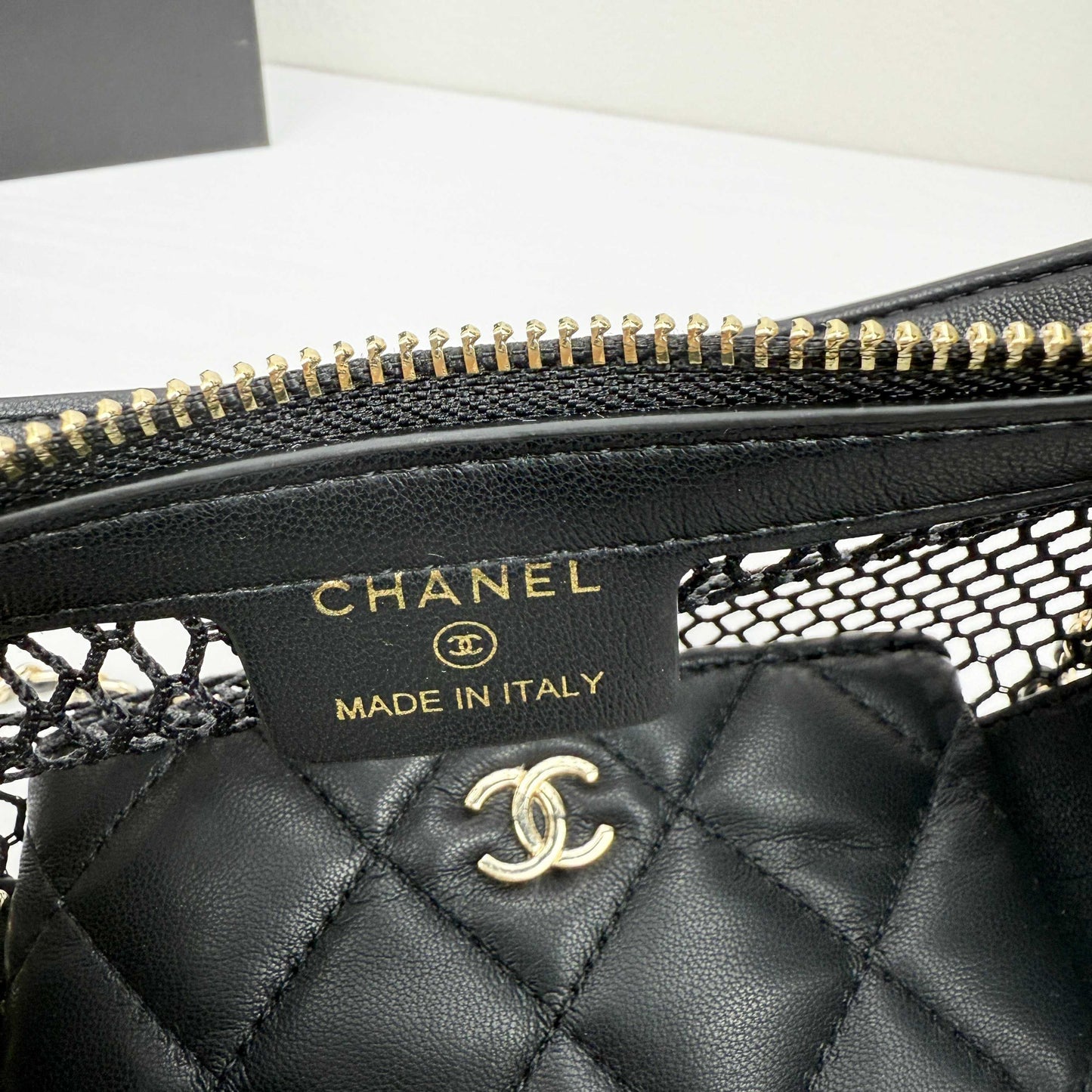 15RC48BDE Stylish leather bag