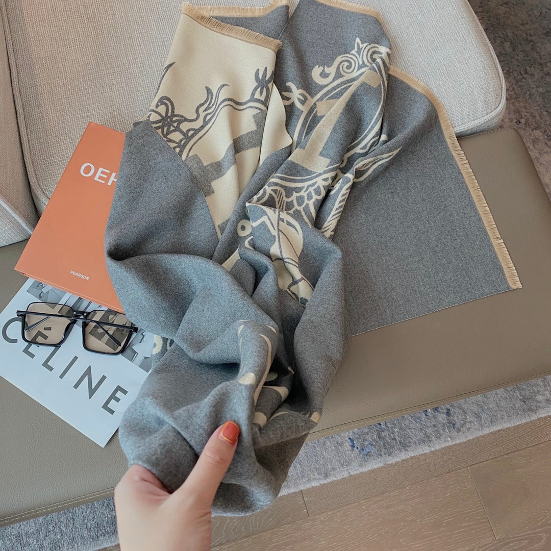 185ZH28WDE Stylish Winter Scarves
