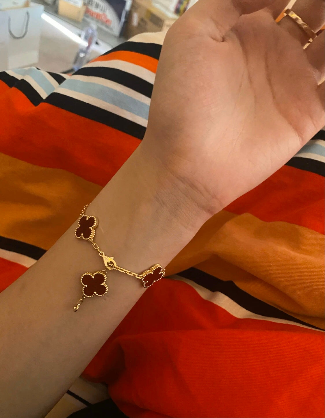 5XVA180KDE Stylish bracelets 5 flowers normal size1.5cm flower