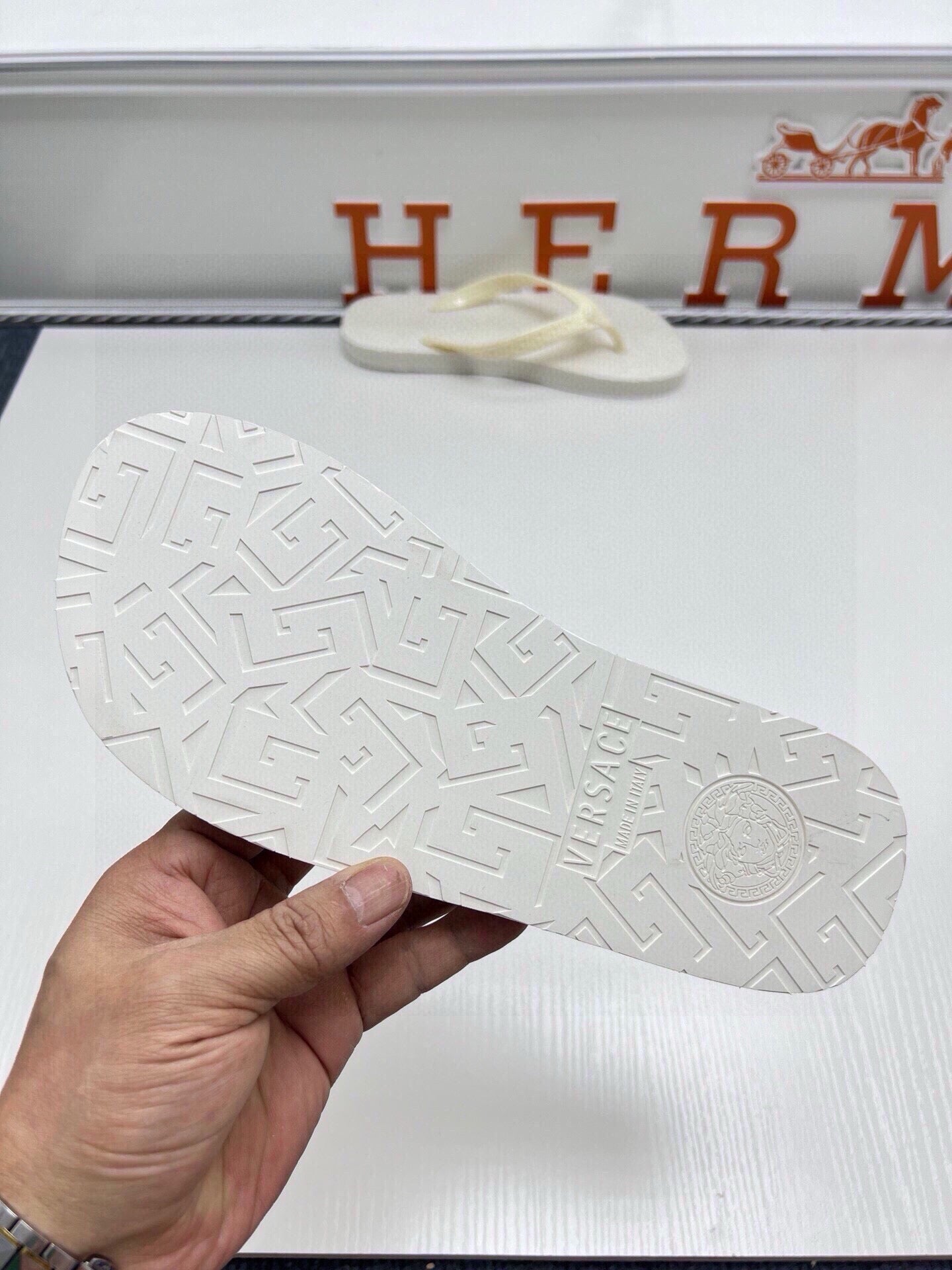 535ZV295ZDE Stylish Slippers
