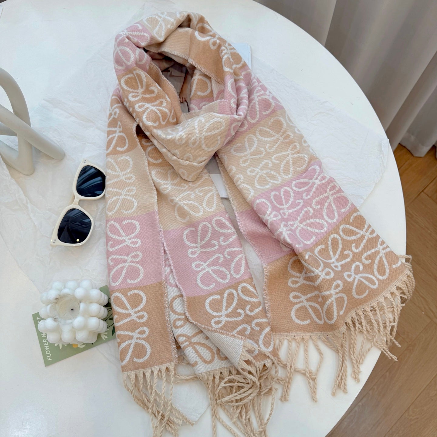 175RA42WDE Stylish Winter Scarves