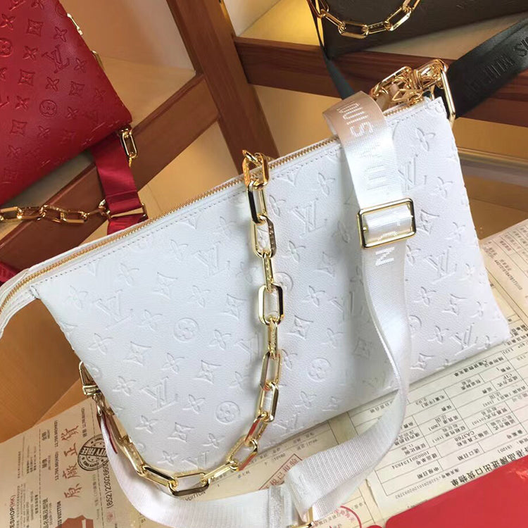 2E42BDE Stylish leather bag