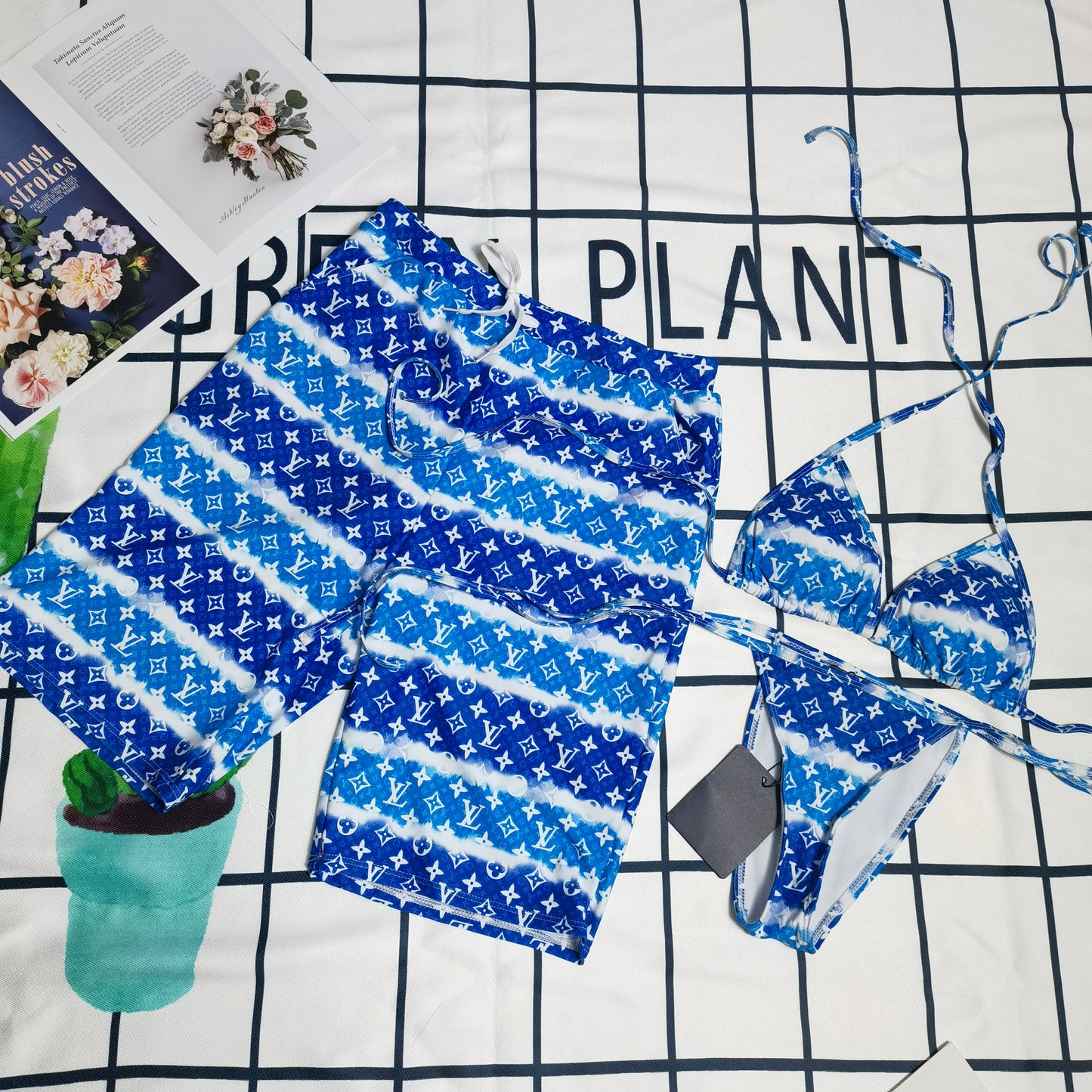 14E72YDE Stylish Bikini swimsuit