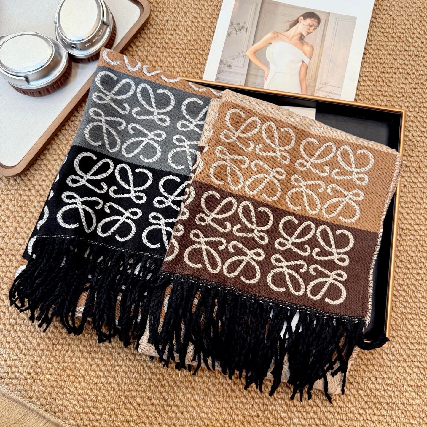 175RA42WDE Stylish Winter Scarves